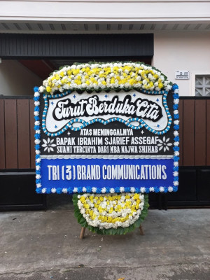 Papan Bunga Duka di Tua Tunu
